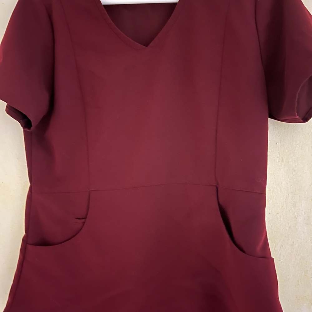 FIGS jogger scrub set small